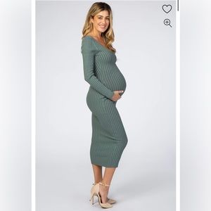 NWT: Olive V-Neck Long Sleeve Fitted Maternity Maxi Dress; Size M